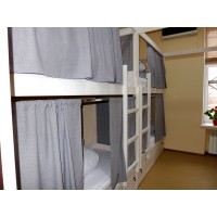 Кровать в 8-ми местном номере